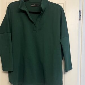 Pomander Place Tuckernuck Forest Green Casual tunic Shirt. Size M/L. Like new!